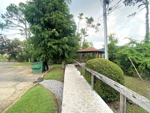 7104 Laird St, Panama City Beach, FL 32408